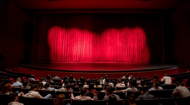İstanbul’da dolu dolu kültür sanat programı: Filmlerden caz konserlerine, sergilerden tiyatroya
