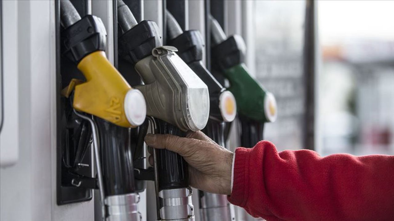 Benzine zam yapıldı