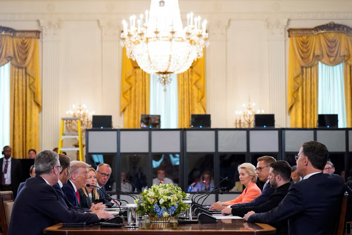 Beyaz Saray’da Trump-Zelenski zirvesi: Avrupa liderleri de kritik görüşmede yer aldı