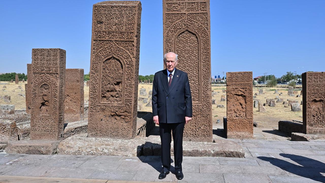 Bahçeli’den ‘süreç’ mesajı: Önümüzdeki altın fırsat heba edilmemeli