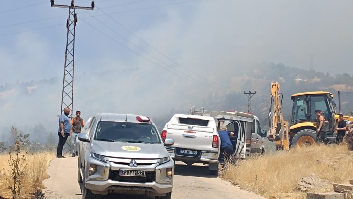 Şırnak’ın Balveren beldesinde yangın
