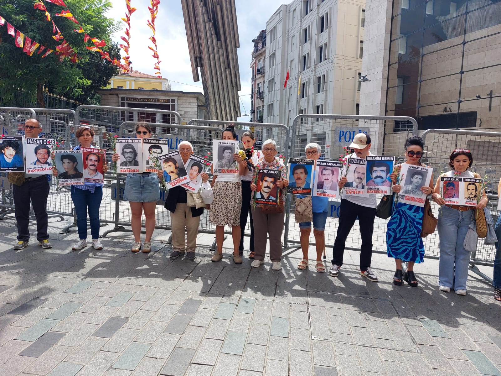 Cumartesi Anneleri 1063’üncü haftada gazeteci Ferhat Tepe için adalet istedi