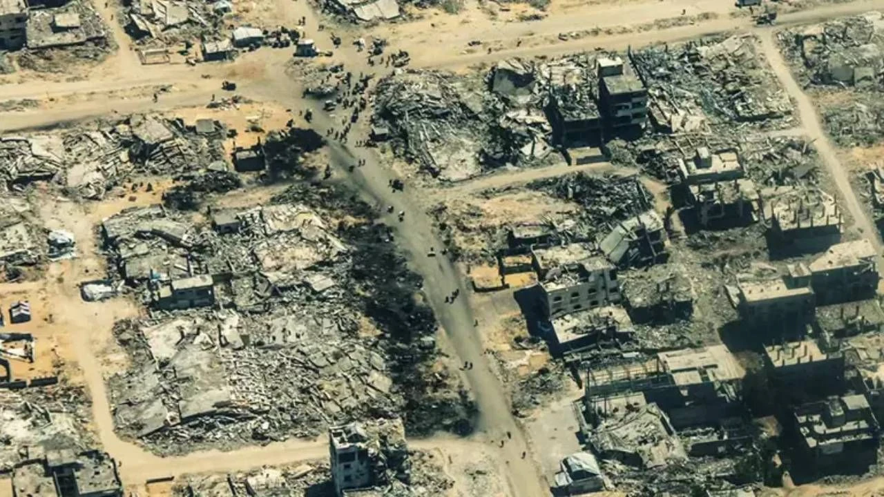 İsrail ordusu Gazze’nin bir mahallesinde 300 evi yıktı