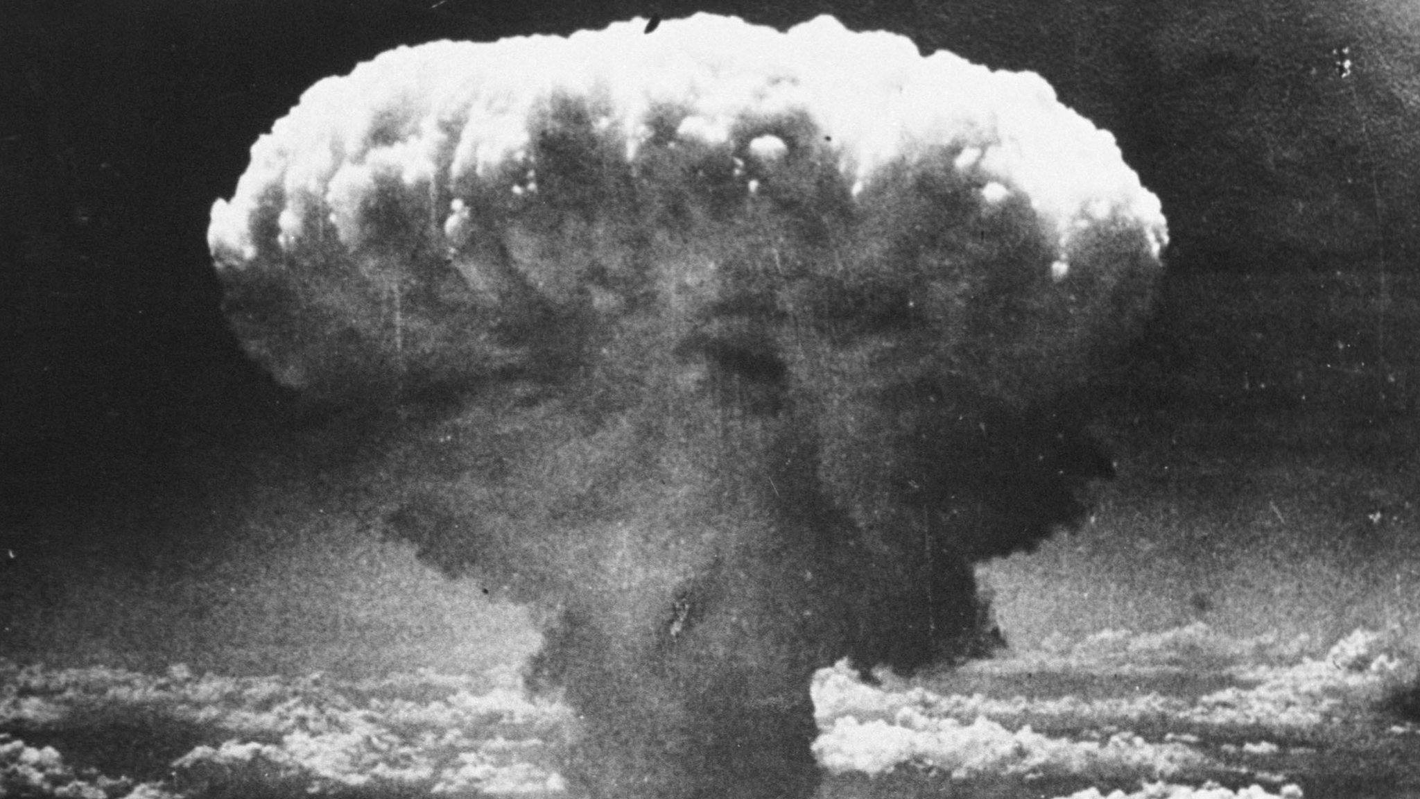 Hiroşima’ya atom bombası atılmasının 80. yılı: ‘Bugün hâlâ 16 bin nükleer silah var bu suç’