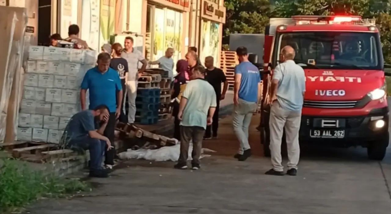 Rize’de yük asansörü ve duvar arasına sıkışan işçi hayatını kaybetti