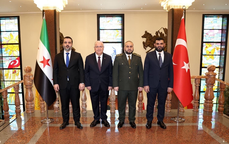 Savunma Bakanı Güler, Suriye’nin Savunma ve Dışişleri bakanlarıyla bir araya geldi