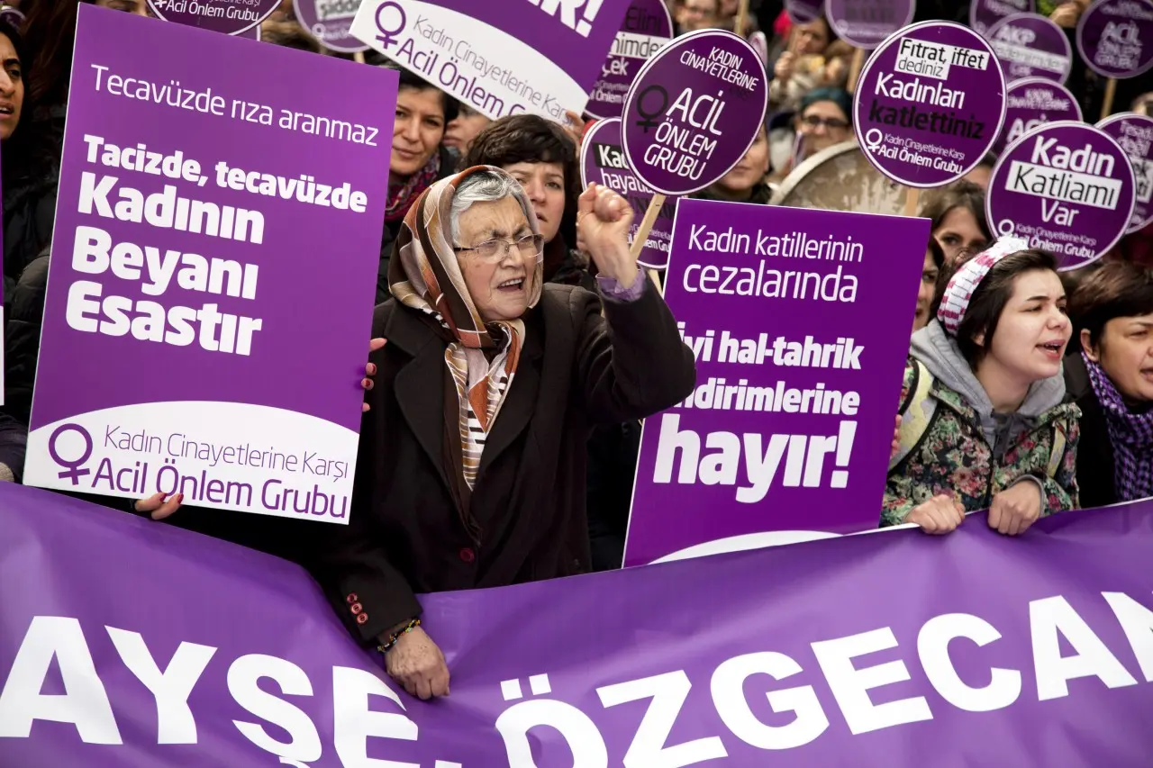 Edebiyatçılar: Taciz faillerini unutmadık, unutturmayacağız