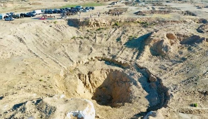 Musul’da IŞİD’in katlettiği Ezidilere ait bir toplu mezar daha açıldı