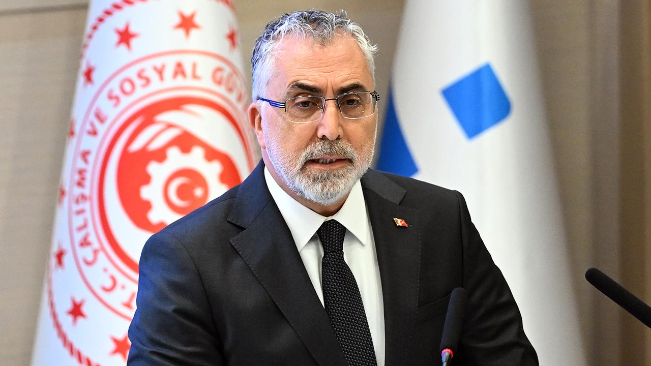 Bakan Işıkhan: Memura yeni zam teklifi bugün sunulacak