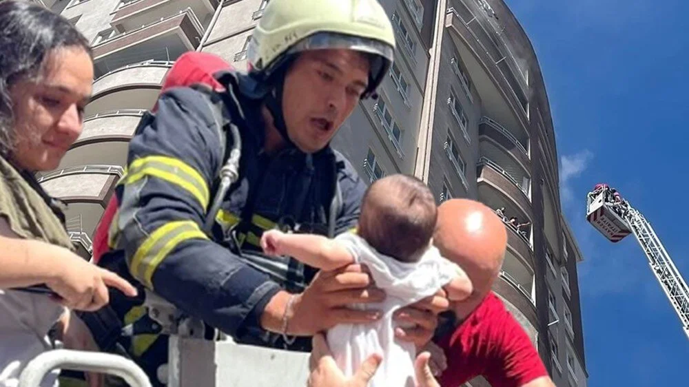 Kayseri’de 14 binada apartmanda yangın: Mahsur kalanlar var