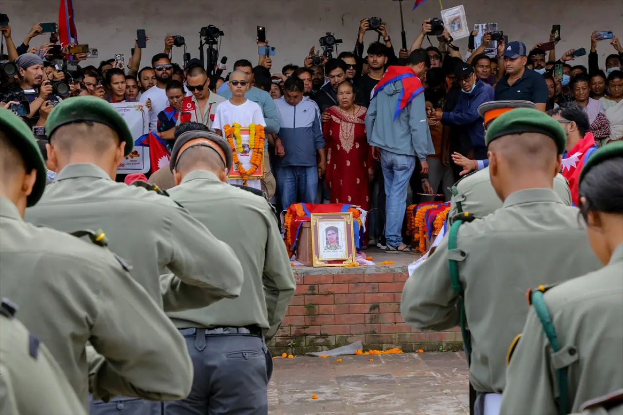 Nepal’de geçiçi hükümet ulusal yas ilan etti