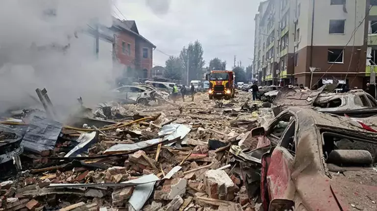 Ukrayna’ya bombardıman: 4 kişi öldü, 40 kişi yaralandı
