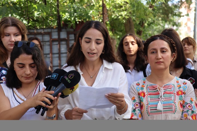 MKG: Kadın gazetecilere yönelik tehditler özgür basına saldırıdır