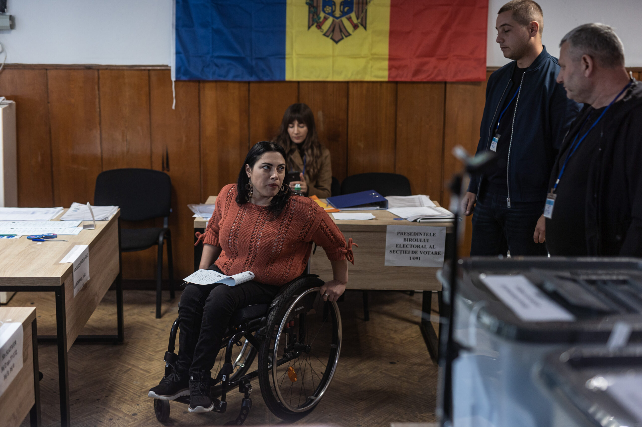Ülkenin yakın tarihindeki en kritik seçim: Moldova’da halk sandık başında