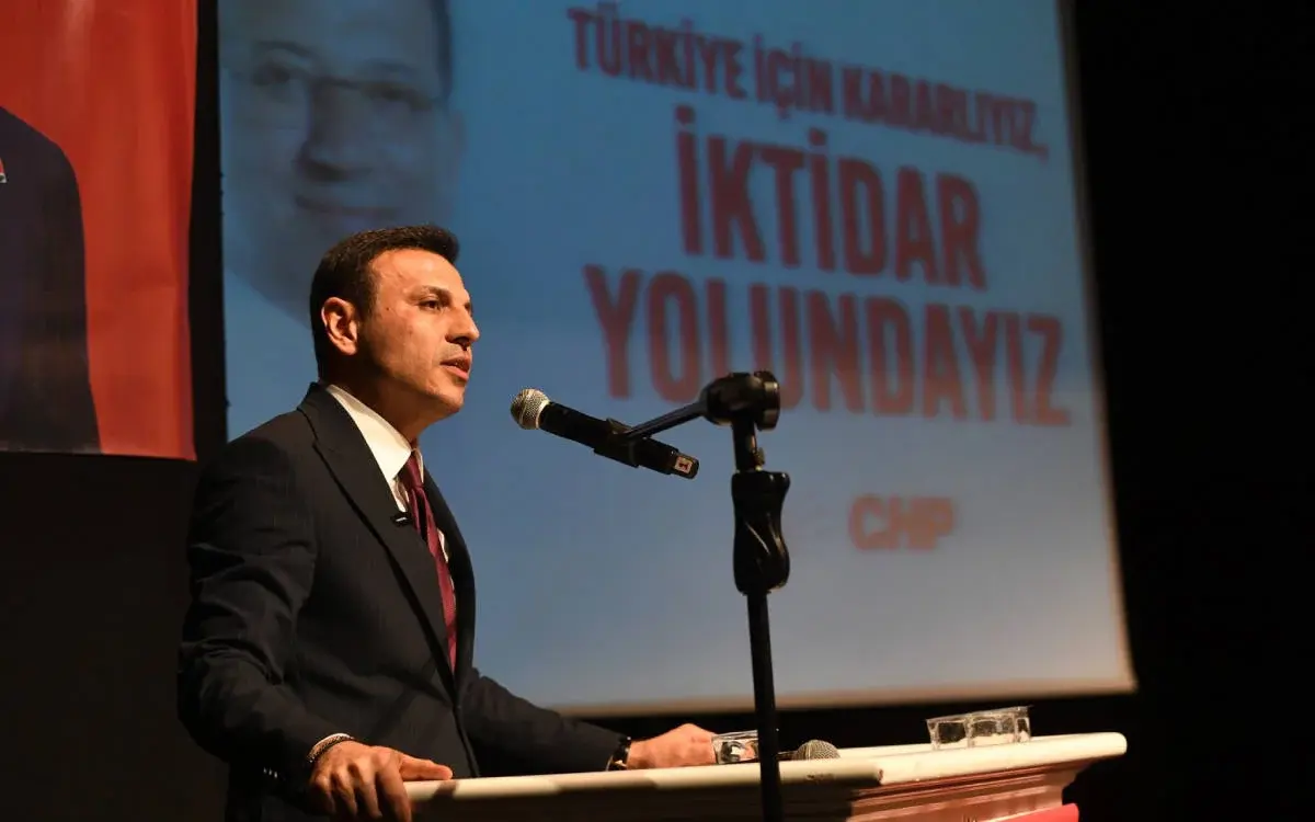 Dünya basını CHP İstanbul il yönetiminin görevden alınmasını nasıl gördü?