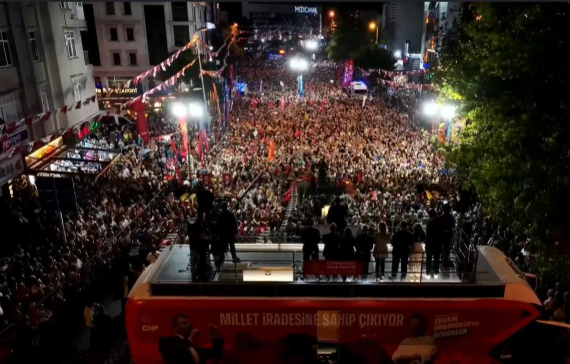 CHP’nin Bahçelievler mitingi | İmaoğlu’ndan mesaj: Şantajla kendi partilerine geçmeye zorluyor