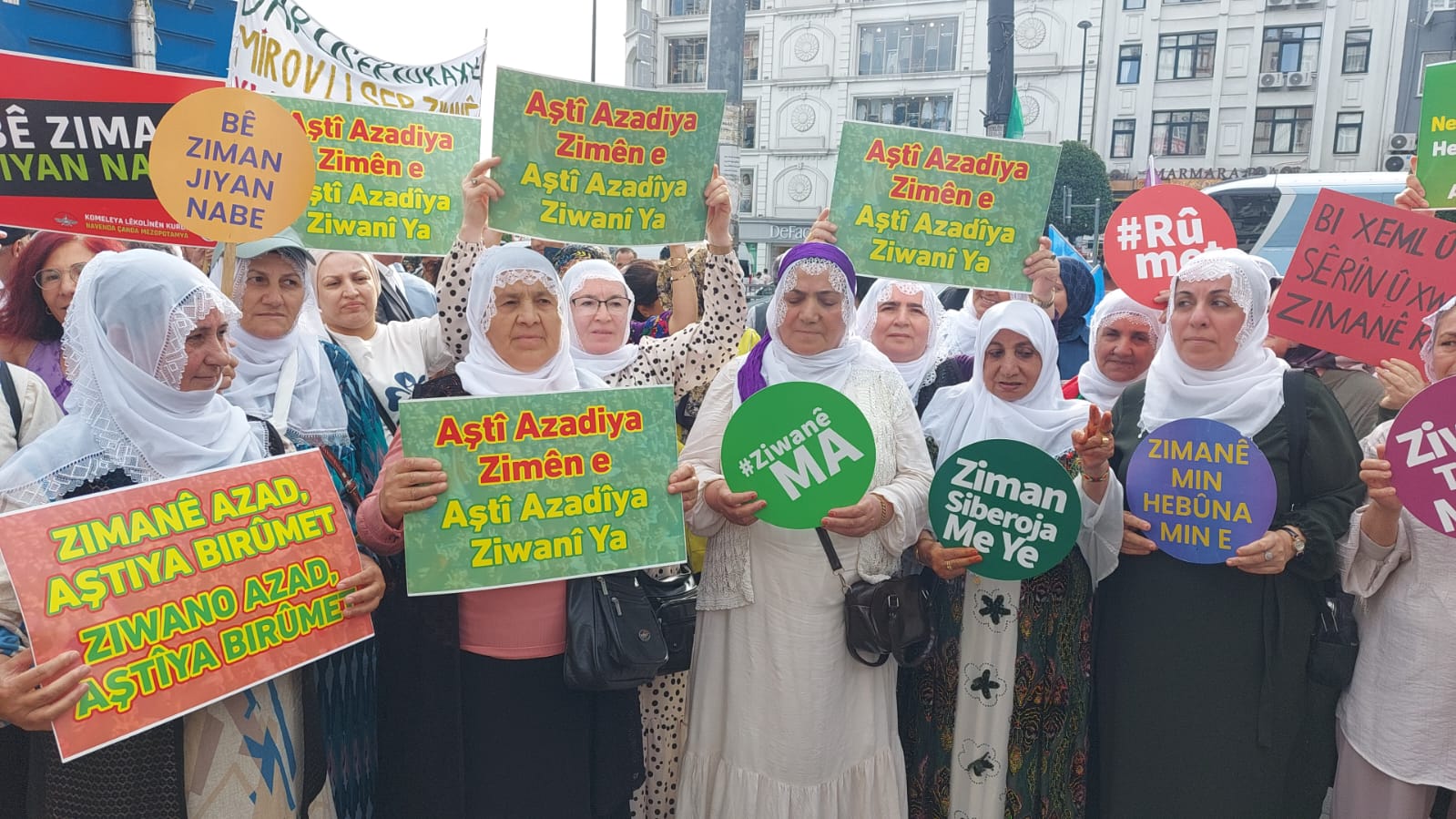 İstanbul’da ana dil için yürüyüş gerçekleşiyor