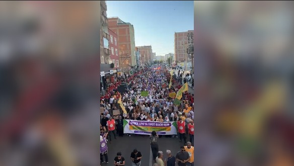 Üç kentte Abdullah Öcalan’ın umut hakkı için yürüyüş