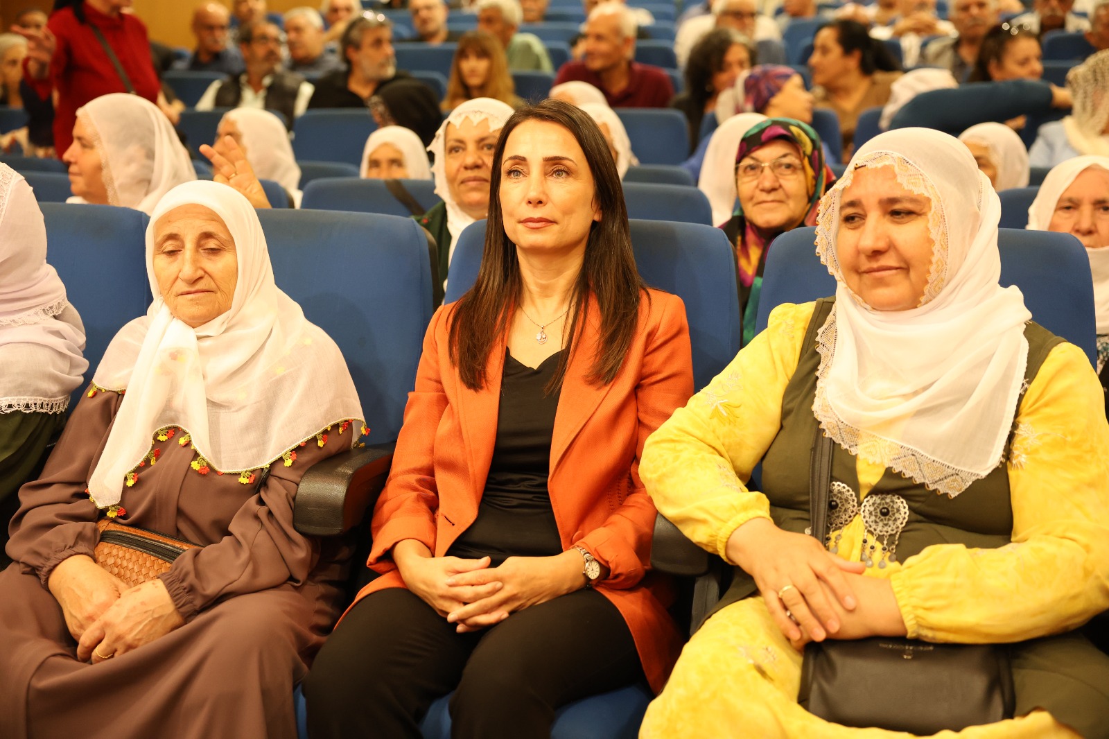 Tülay Hatimoğulları: Komisyon acilen Abdullah Öcalan ile görüşmeli