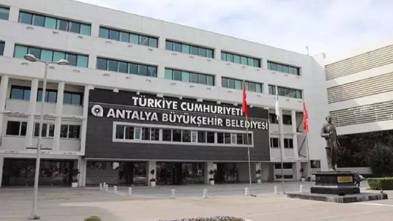 Antalya Büyükşehir Belediyesi’ne yeni operasyon: 20 gözaltı kararı