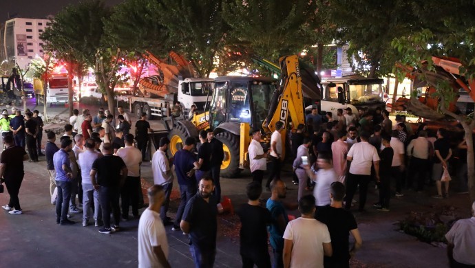 Batman’ın en işlek caddesinde ağaç kıyımı