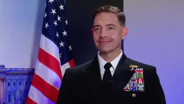 CENTCOM Komutanı Hol Kampı’nı ziyaret etti