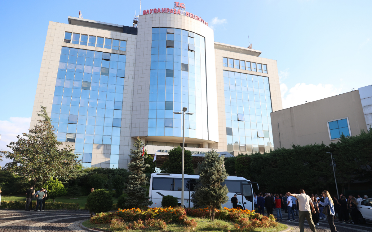 CHP, Bayrampaşa Belediyesi’nde çoğunluğu kaybetti