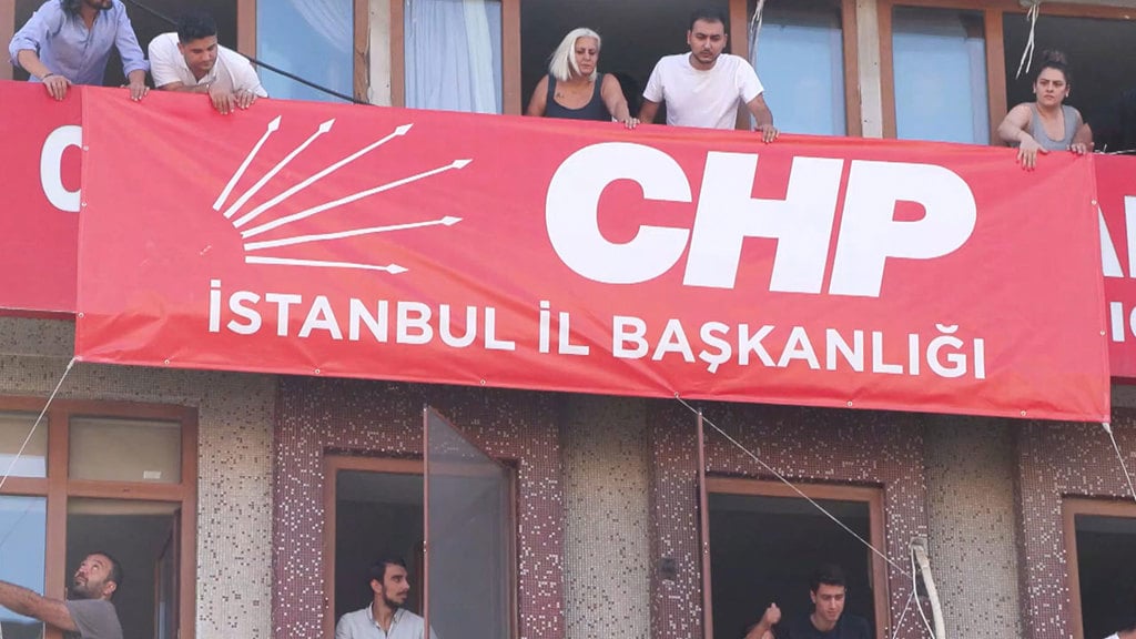 CHP İstanbul İl Başkanlığının adres değişikliği: İstanbul Valiliği kararı İçişleri Bakanlığına bıraktı