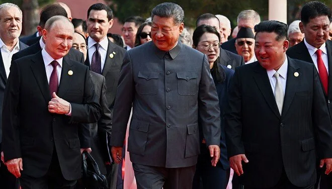 Putin, Kim ve Şi yan yana, Trump’tan tepki