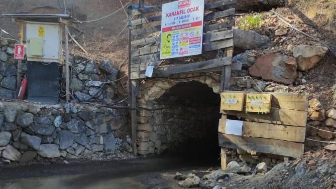Denizli’de madende göçük: İki işçiyi kurtarma çalışmaları sürüyor