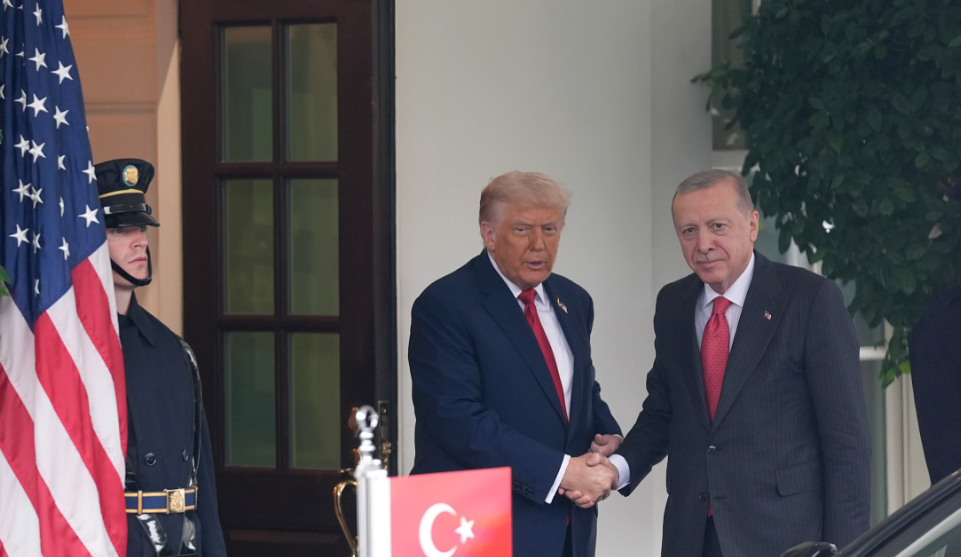 🔴 CANLI | Erdoğan ve Trump altı yıl sonra Beyaz Saray’da bir araya geldi: Gazze’de anlaşma sinyali, F-35 alımı masada