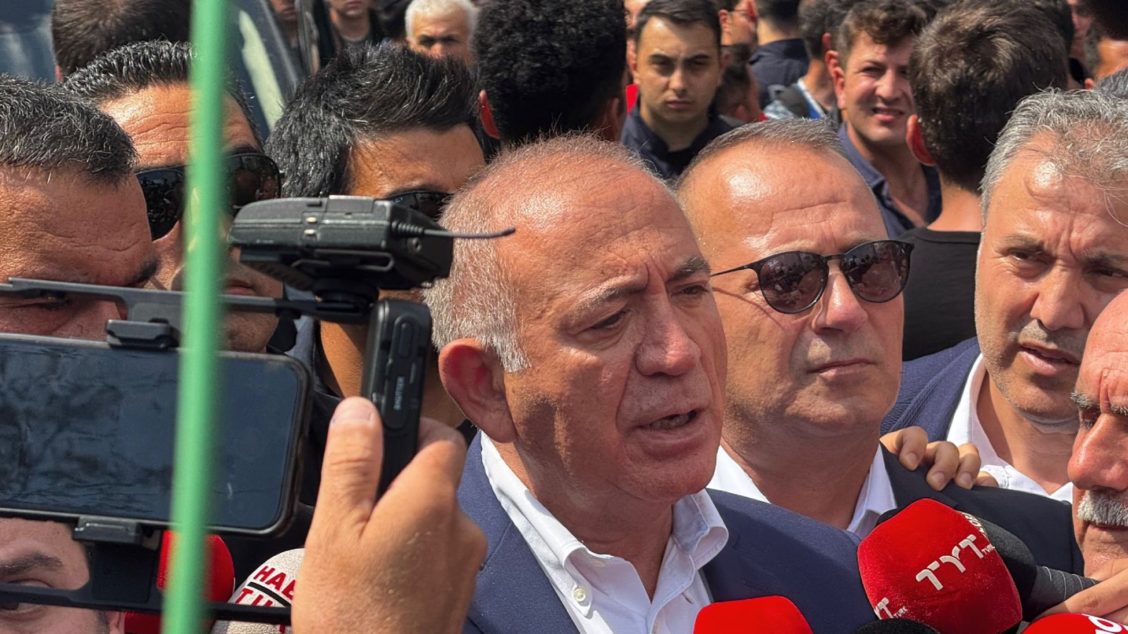 Gürsel Tekin ‘mal varlığını’ açıkladı