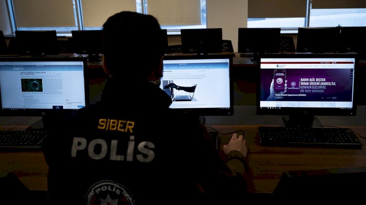 Polis AYM’nin ‘anayasaya aykırı’ dediği sanal devriyeyi sürdürüyor