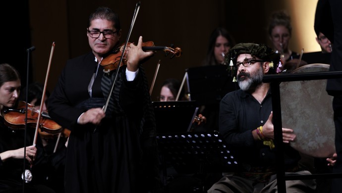 Brüksel Filarmoni Orkestrası’nda Kürtçe rüzgarı