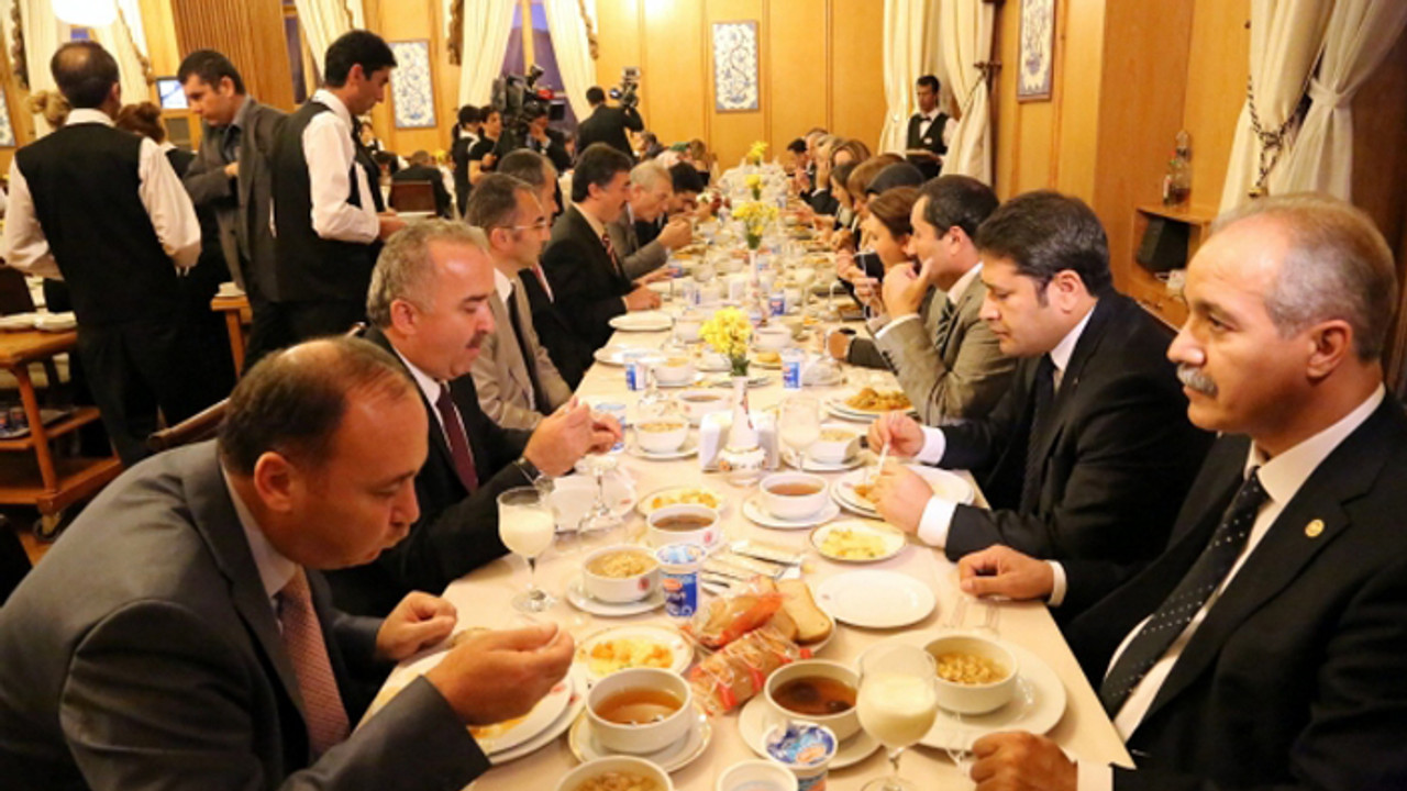 Meclis’te yemek ücretlerine zam