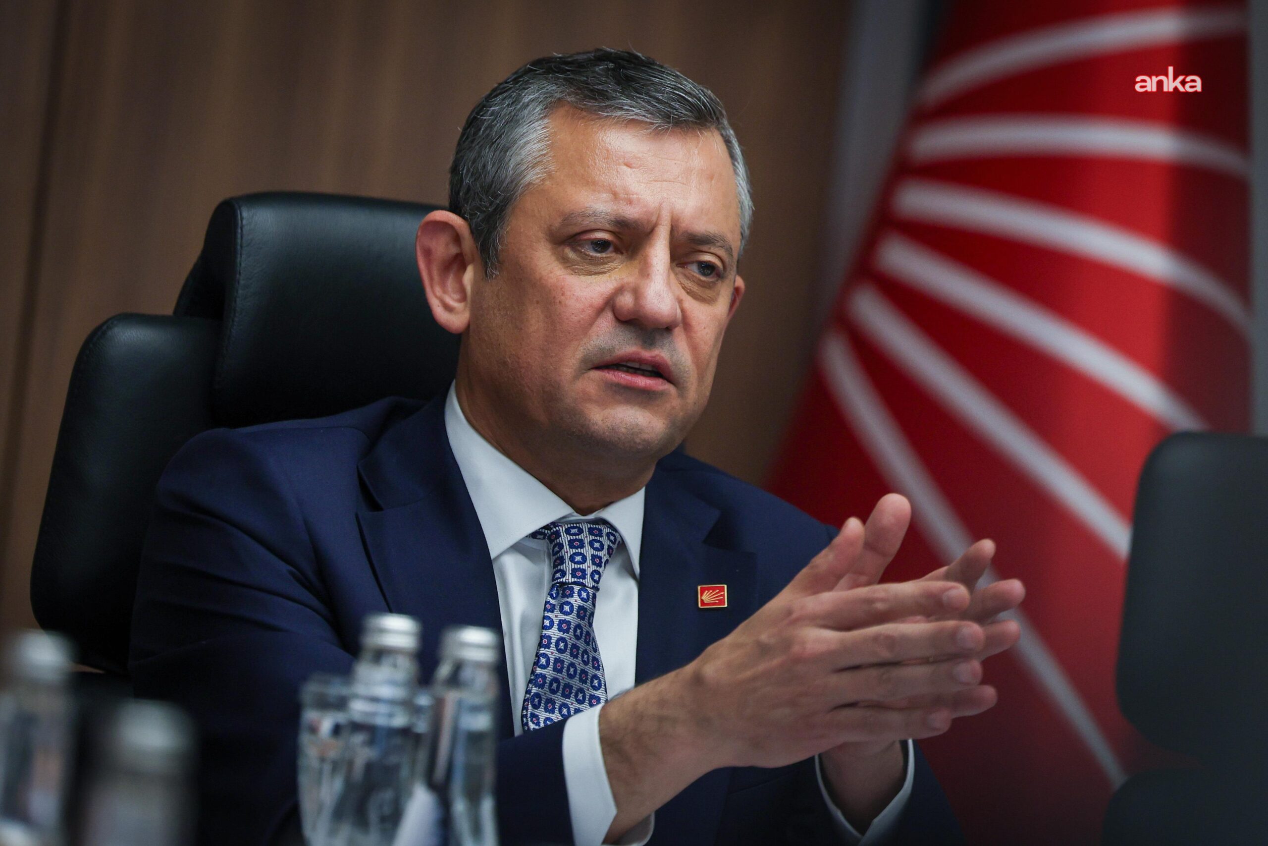 Özgür Özel’den ‘Kent Uzlaşısı’ davasına tepki: Kürtlerin, belediye meclislerinde söz sahibi olmaları toplumsal barışın teminatıdır