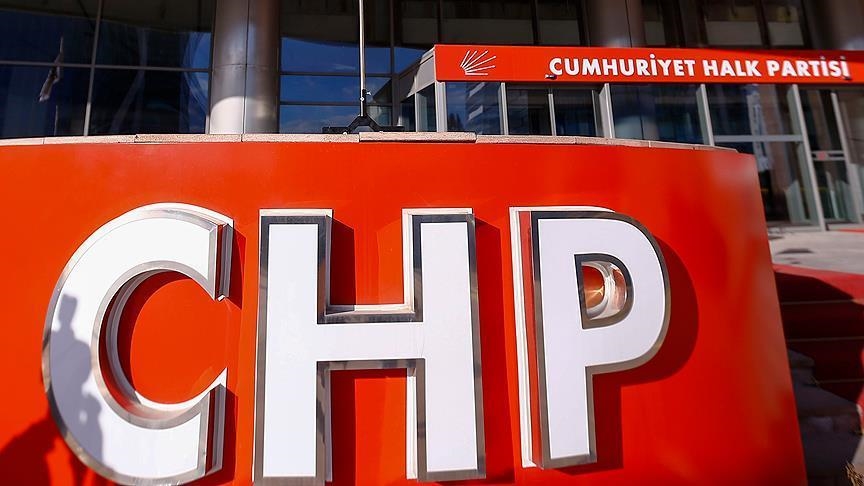 CHP’nin Ataşehir kongresi engellendi