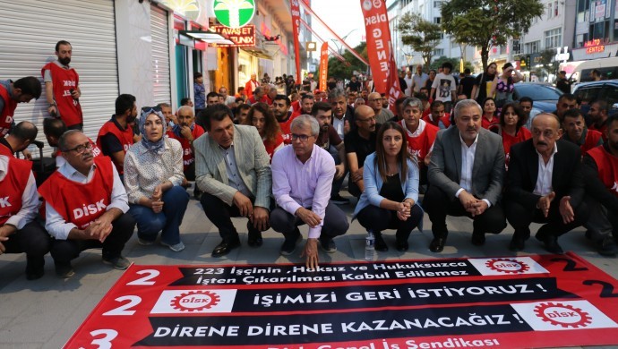 Van’da kayyımın işten çıkardığı işçilerin protestosu sürüyor