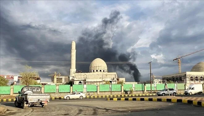 İsrail ordusu Yemen’e saldırdı: Sana’da patlama sesleri