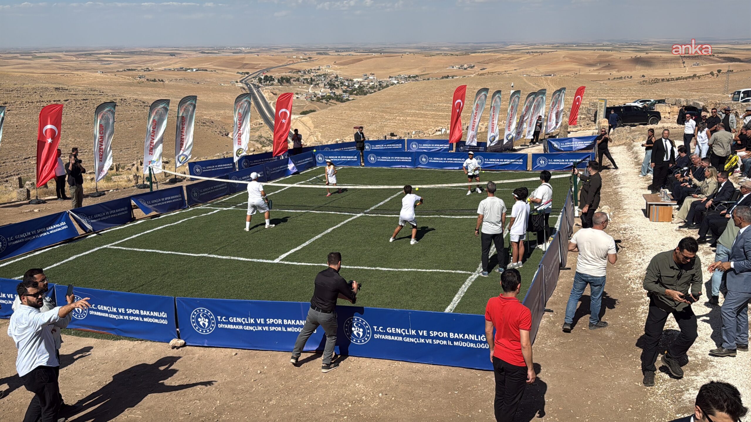 Diyarbakır’daki 3 bin yıllık Zerzevan Kalesi, tenis turnuvasına ev sahipliği yapacak