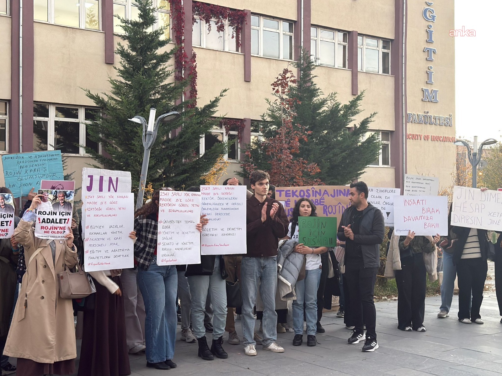 Van Yüzüncü Yıl Üniversitesi’nde Rojin Kabaiş eylemi 16. gününde