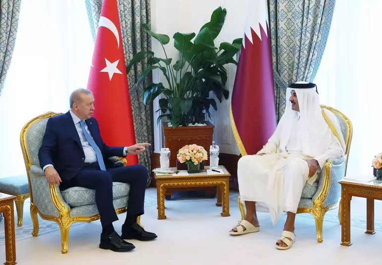 Erdoğan Katar Emiri Al Sani ile görüştü: Dört anlaşmaya imza atıldı