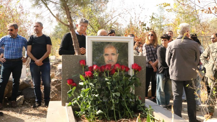 Gazeteci Kadri Kaya mezarı başında anıldı