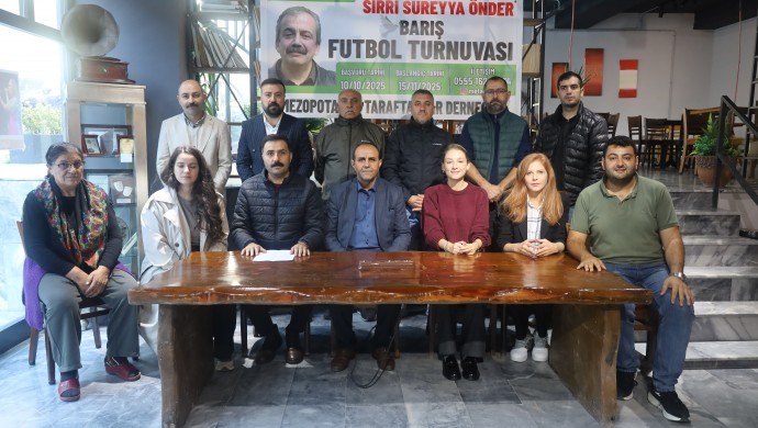 İstanbul’da Sırrı Süreyya Önder anısına ‘Barış Futbol Turnuvası’ düzenleniyor