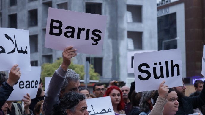 İzmir’de ‘Barış için buluşuyoruz’ açıklaması: ‘Komisyon beklentileri dikkate almalı’