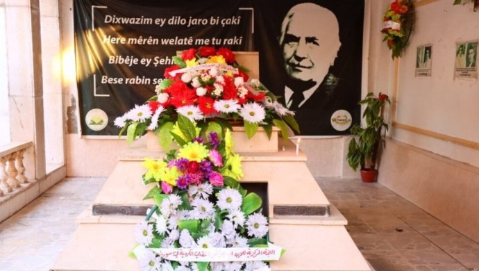 Kürt yazar ve şair Cegerxwîn mezarı başında anıldı