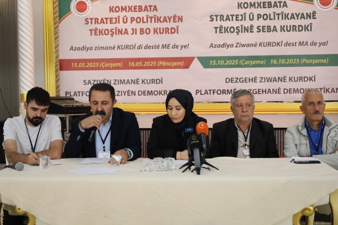 Van’da Kürt dil çalıştayı: Bir halk tankla değil dilini kaybetmesiyle yok olur