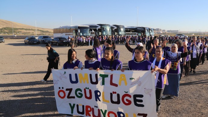 Kadınların Diyarbakır’dan başlattığı yürüyüş Ankara’ya ulaştı