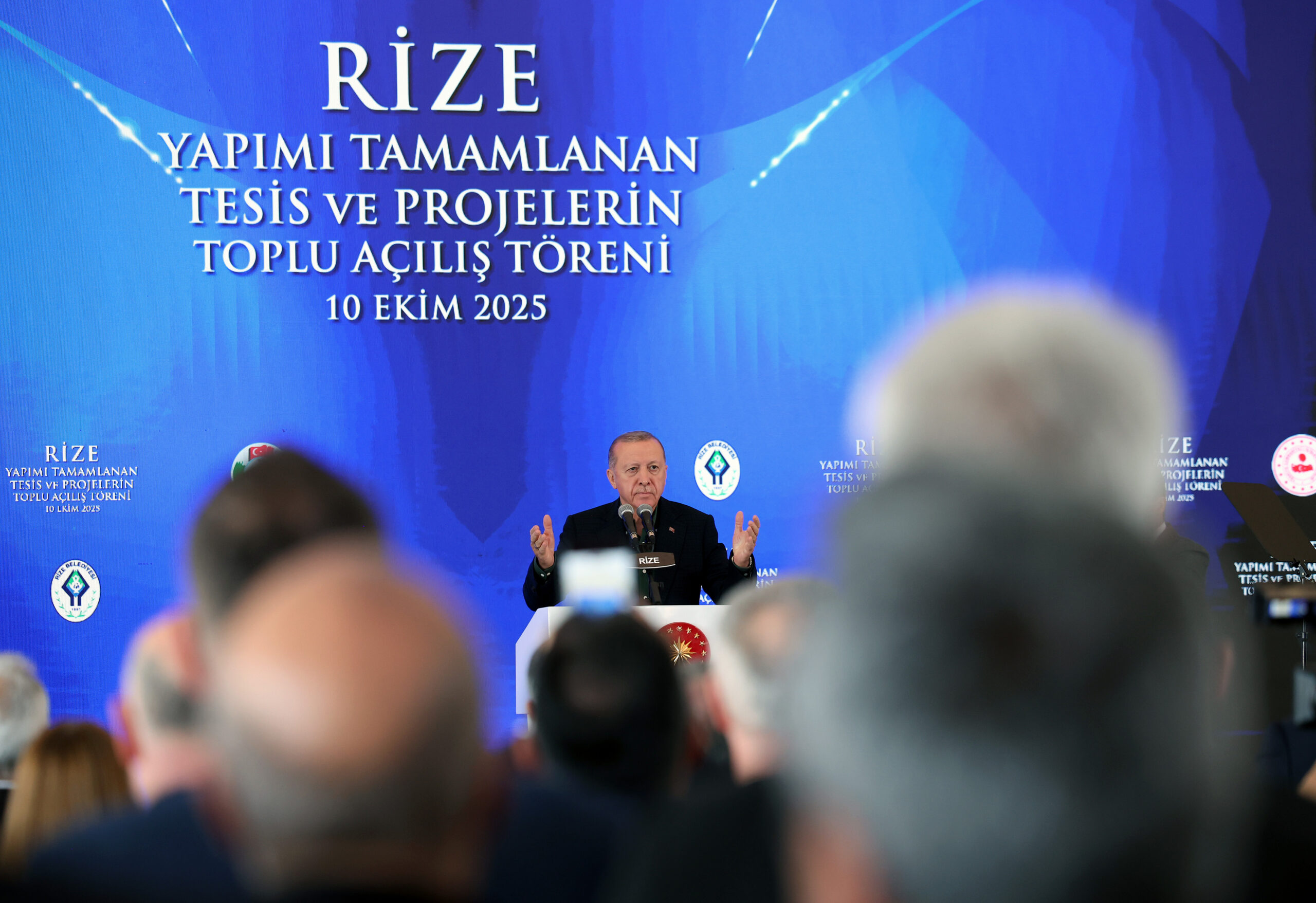 Erdoğan: Özgür Özel yolunu ve yoldaşlarını değiştirmezse çok hata yapar