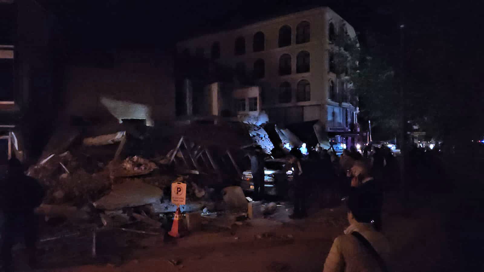 Balıkesir’de 6,1 büyüklüğünde deprem